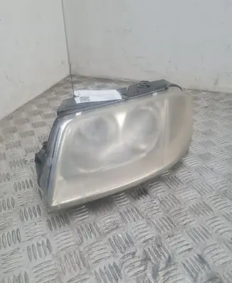 Volkswagen PASSAT B5.5 Headlight/headlamp 3B0941015AK