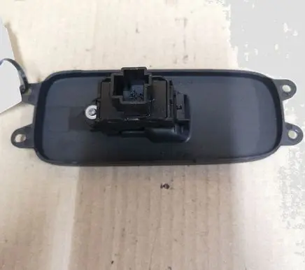 Volvo V50 Electric window control switch 30658448