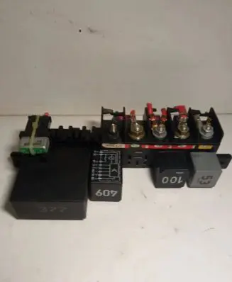Volkswagen Golf IV Fuse box set 4A0937529