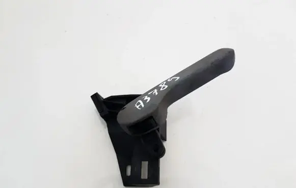 Volkswagen Golf V Engine bonnet (hood) release handle 1j52823533c