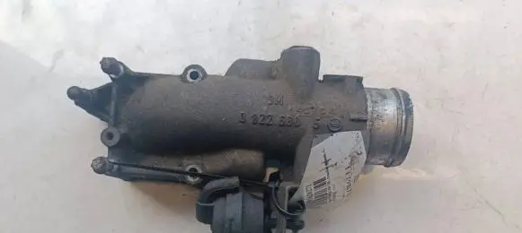 Opel Zafira A Throttle valve 55350621 08226805