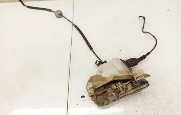 Skoda Superb B5 (3U) Rear door lock 