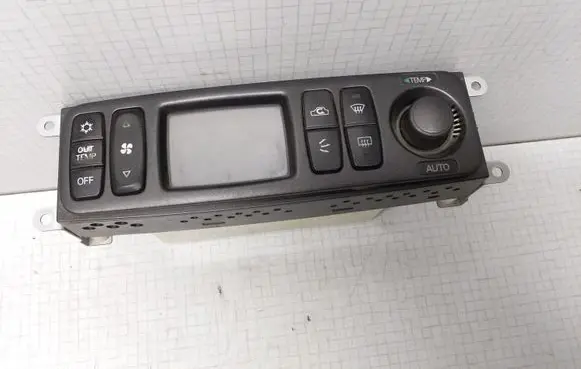 Mitsubishi Galant Climate control unit MR360372