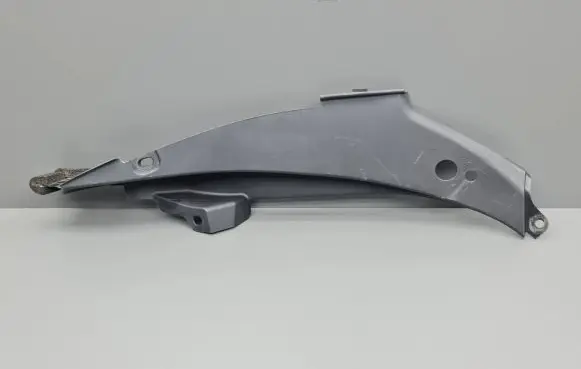 Fender end trim