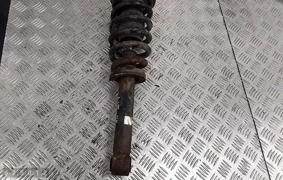 Mitsubishi L200 Front shock absorber/damper MR992321