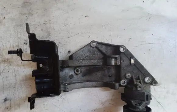 Volvo S40 Generator/alternator bracket 9650034280