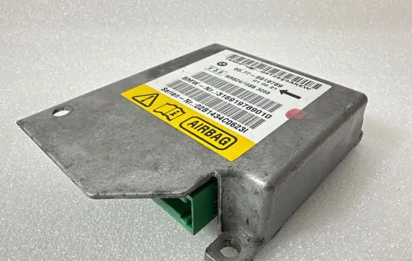 BMW 5 E39 Airbag control unit/module 316919789010