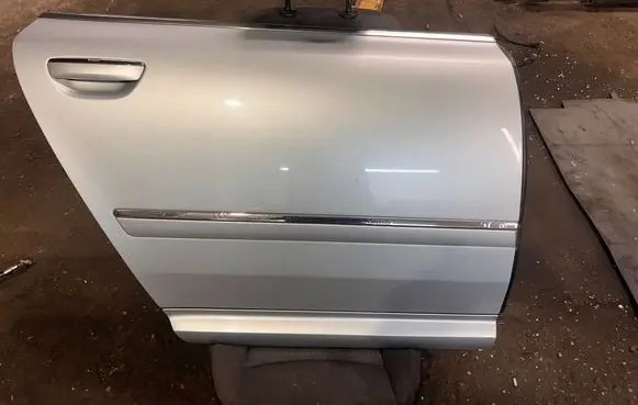 Audi A8 S8 D3 4E Rear door 4E0833420F 4E0833554H