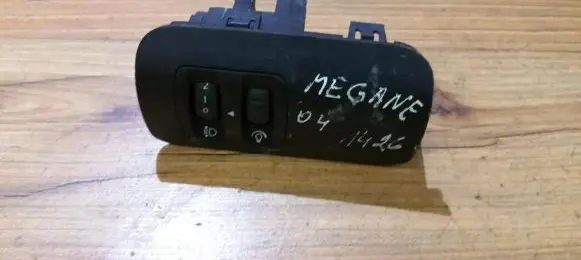 Renault Megane II Headlight level height control switch 8200095495b 88020001154