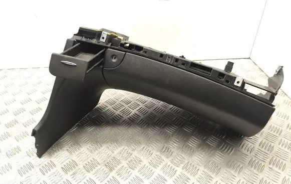 Mercedes-Benz E W211 Glove box T0013770