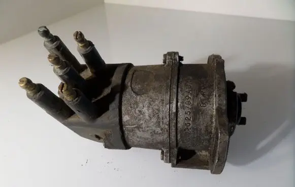 Citroen ZX Spark distributor 2525709AJ1 DTR04