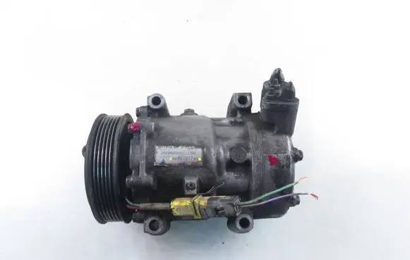 Peugeot Partner Air conditioning (A/C) compressor (pump) 9686061780