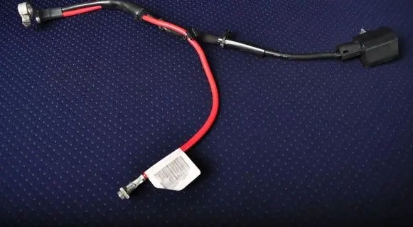 Audi A3 S3 8V Positive cable (battery) 5Q0971228K