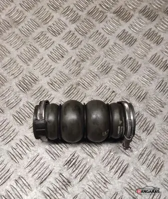 Intercooler hose/pipe