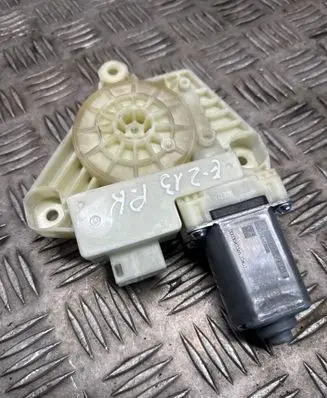 Mercedes-Benz E W213 Front door window regulator motor A2139069901 0003042365 C53176100