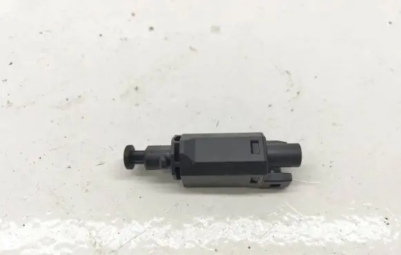 Brake pedal sensor switch