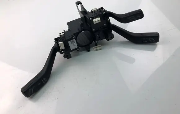 Volkswagen PASSAT B7 Indicator stalk 3C9953501CN