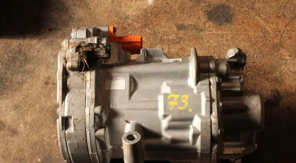 Seat Toledo I (1L) Air conditioning (A/C) compressor (pump) 820803