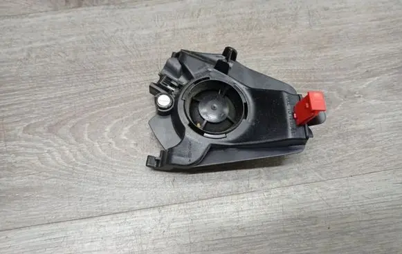 Volvo V70 Parcel shelf speaker 8633993