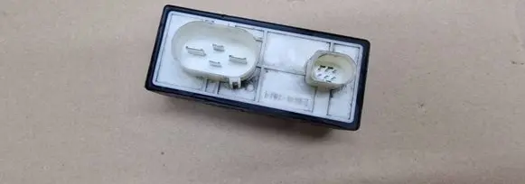 Seat Ibiza IV (6J,6P) Coolant fan relay 1J0919506M