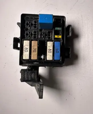 Renault Megane III Fuse module 243510001R 63595709