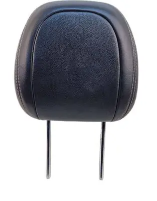 Citroen DS4 Front seat headrest