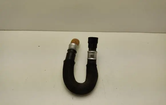 Ford Mustang VI Engine coolant pipe/hose FR3318K579CC