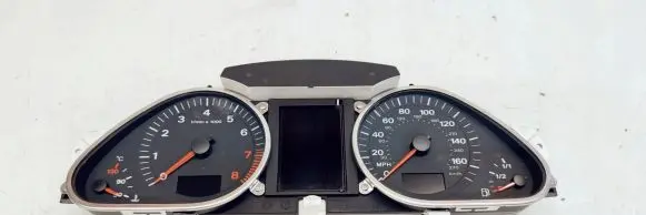 Audi A6 S6 C6 4F Speedometer (instrument cluster) 4F0920950Q
