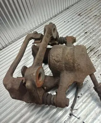 Mercedes-Benz Sprinter W901 W902 W903 W904 Rear brake caliper