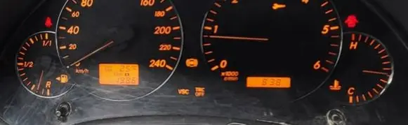 Speedometer (instrument cluster)