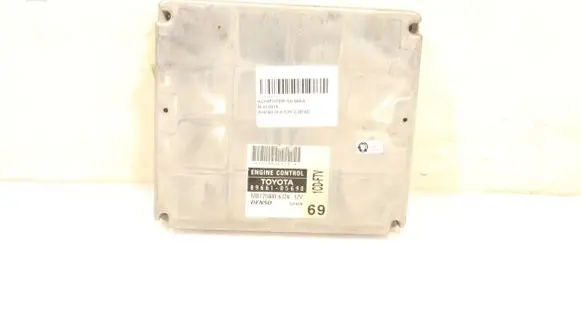 Toyota Avensis T250 Engine control unit/module ECU 89661-05690