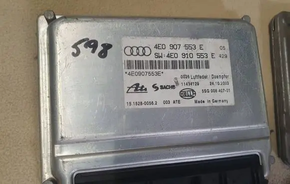 Audi A8 S8 D3 4E Suspension control unit/module 4E0907553E 4E0910553E