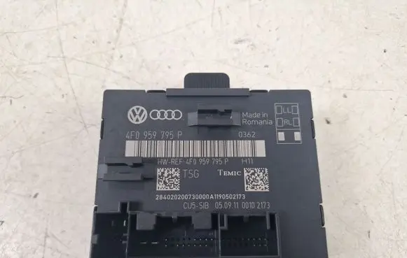 Audi Q7 4L Door control unit/module 4F0959795P A1190502173 4F0959795