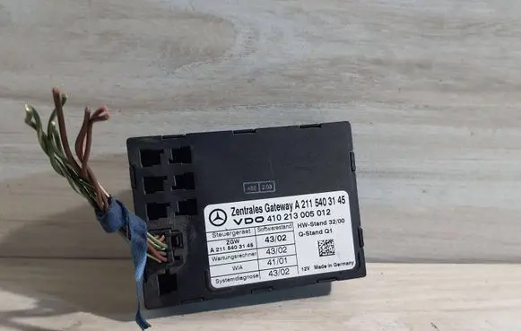 Mercedes-Benz E W211 Door central lock control unit/module A2115403145 410213005012