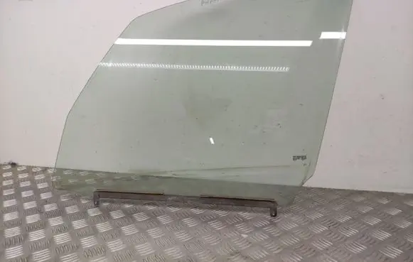 Fiat Sedici Front door window glass four-door