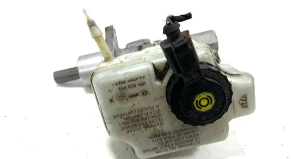 Volkswagen Caddy Master brake cylinder 1K1611301D 03350886321 1K0945459A