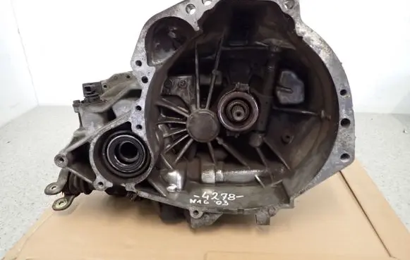 Nissan Almera N16 Manual 5 speed gearbox 
