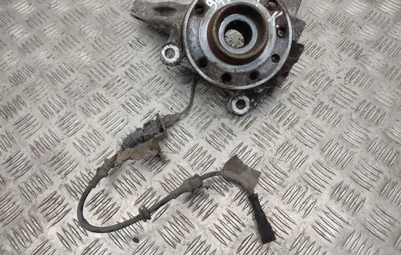 Opel Signum Front wheel hub
