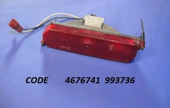 Chrysler Voyager Third/center stoplight 4676741 993736