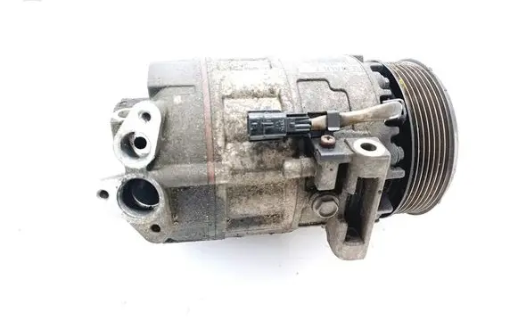 Renault Master III Air conditioning (A/C) compressor (pump) 8200848916B