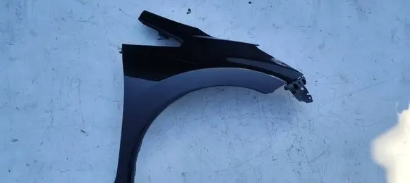 Nissan Note (E12) Fender