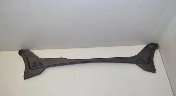 BMW 2 F45 Wiper trim 7305497 51717305497