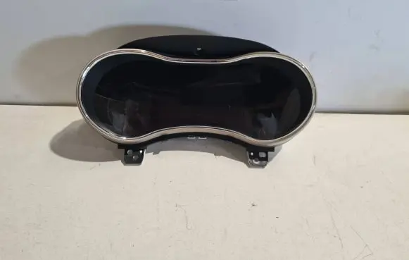 Jeep Grand Cherokee Speedometer (instrument cluster) 68244043AC