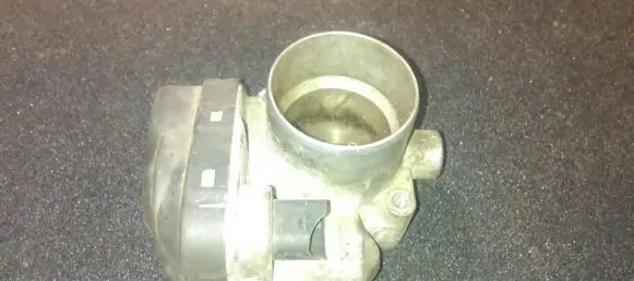 Skoda Fabia Mk1 (6Y) Throttle valve 408238223002