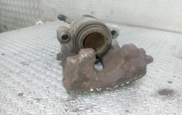 Volkswagen Polo Front brake caliper