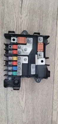 Iveco Daily 6th gen Battery relay fuse 5801585977 0046 0025