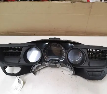 Citroen C5 Speedometer (instrument cluster) 9682386677 63040700 9666330580