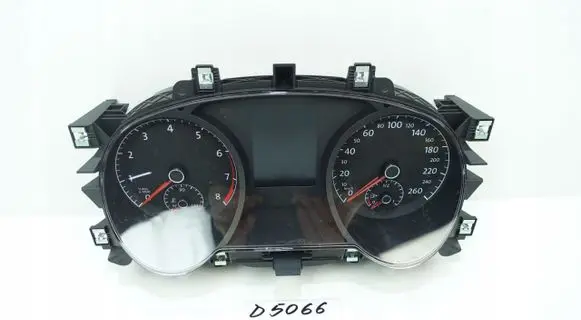 Volkswagen Touran II Speedometer (instrument cluster) 5TA920740C