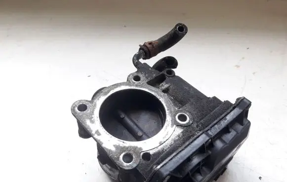 Toyota Corolla Verso E121 Engine shut-off valve 220300D010