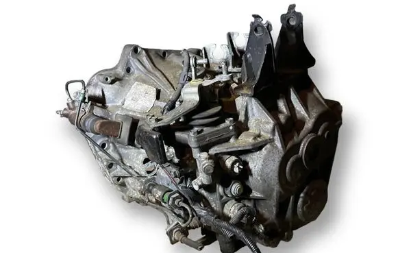 Toyota Avensis T250 Manual 6 speed gearbox 678654295